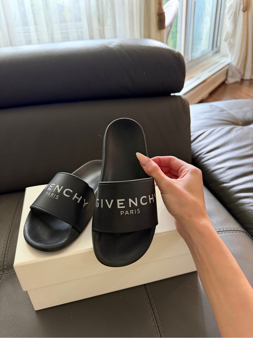 Givenchy Slides - Picture 2 of 5